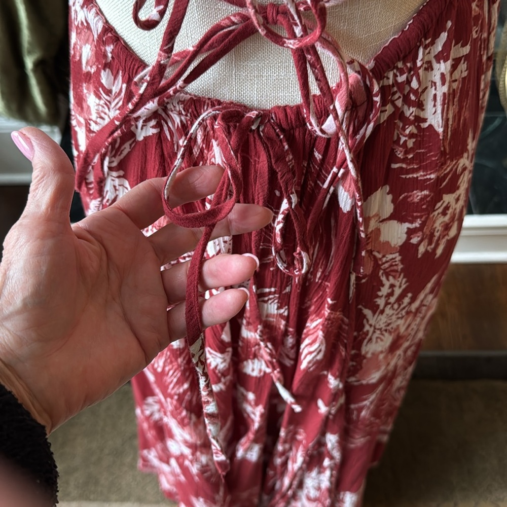 FREE PEOPLE Elegant Brick Red Floral Halter Dress - Picture 3 of 13